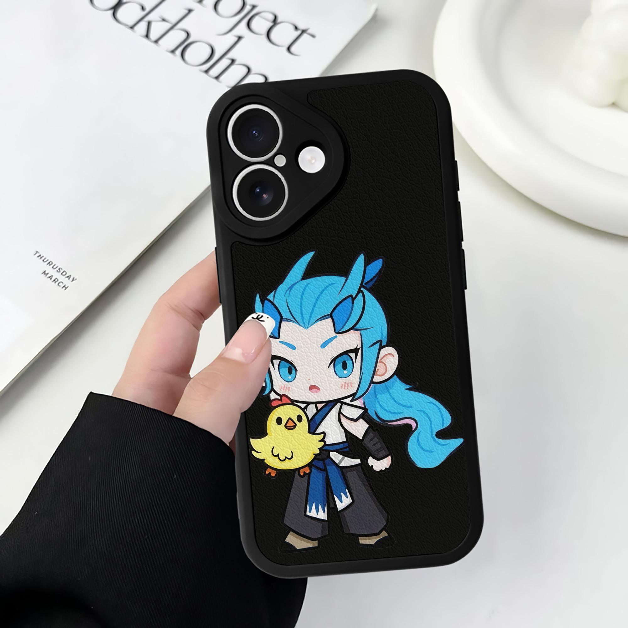 （画像用） Ne Zha 2 ナタ 魔童の大暴れ 【iPhone 16シリーズ対応】シリコンスマホケース（レザー調） 材質：シリコン